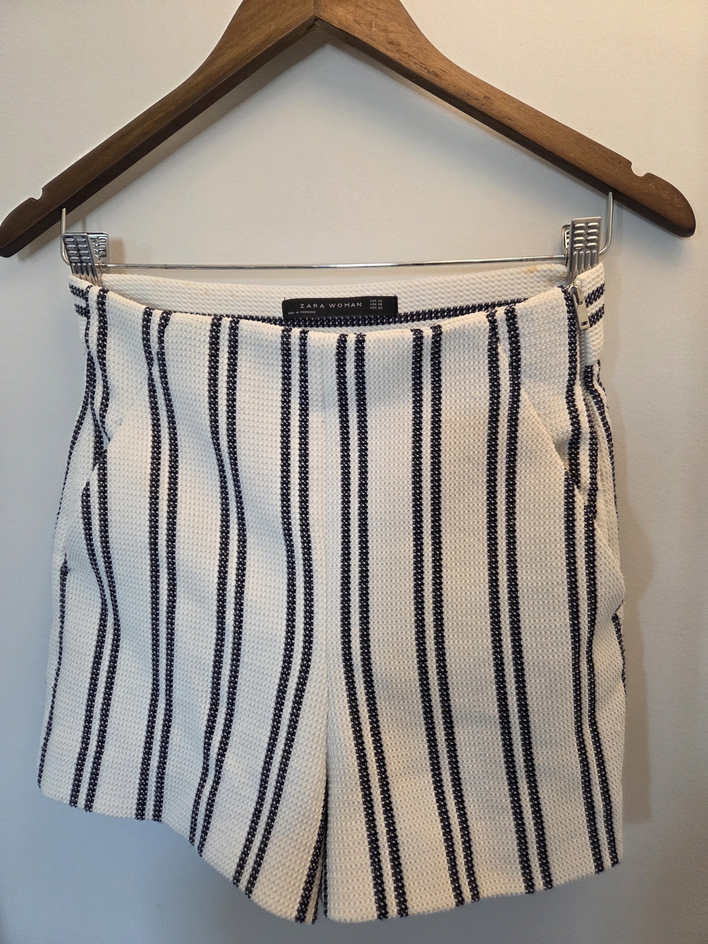 Zara White and Blue  Striped Fine Knit Shorts